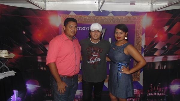 Veja fotos do show de Vicente Nery em Santo Inácio   - Imagem 14