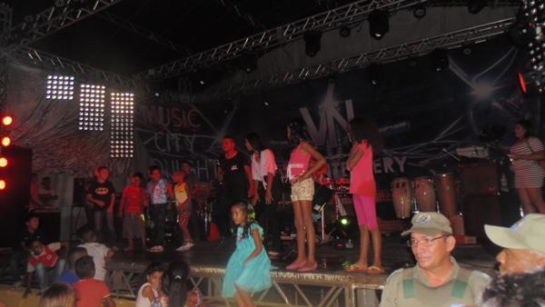 Veja fotos do show de Vicente Nery em Santo Inácio   - Imagem 22