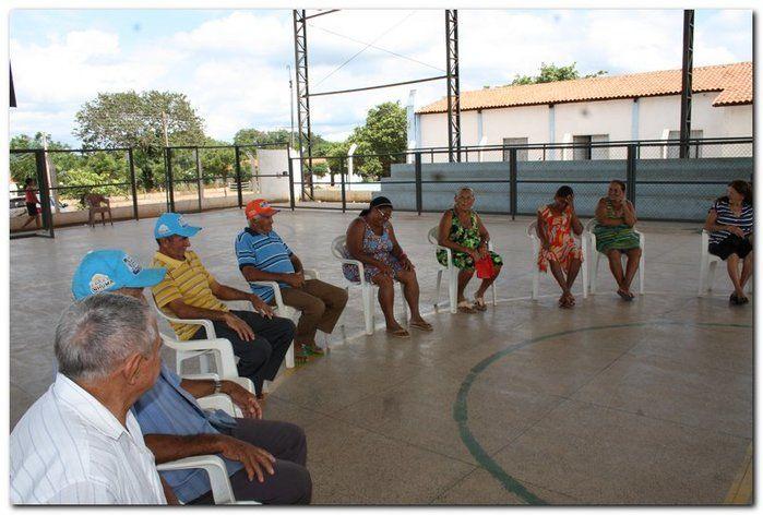 Equipe volante do (CRAS) se reúnem com idosos do Forte - Imagem 11