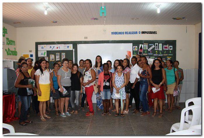 Merendeiras das escolas municipais passam por capacitação - Imagem 8