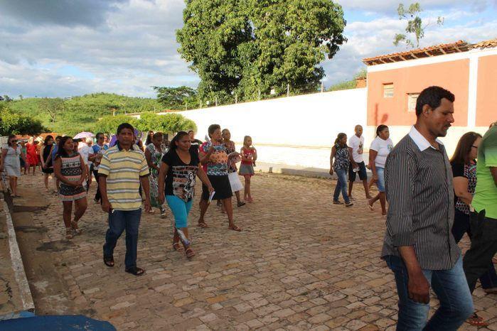 Procissão leva fiéis às ruas de Francinópolis - Imagem 38