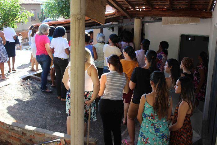 Procissão leva fiéis às ruas de Francinópolis - Imagem 5