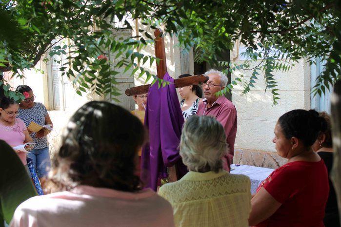 Procissão leva fiéis às ruas de Francinópolis - Imagem 22