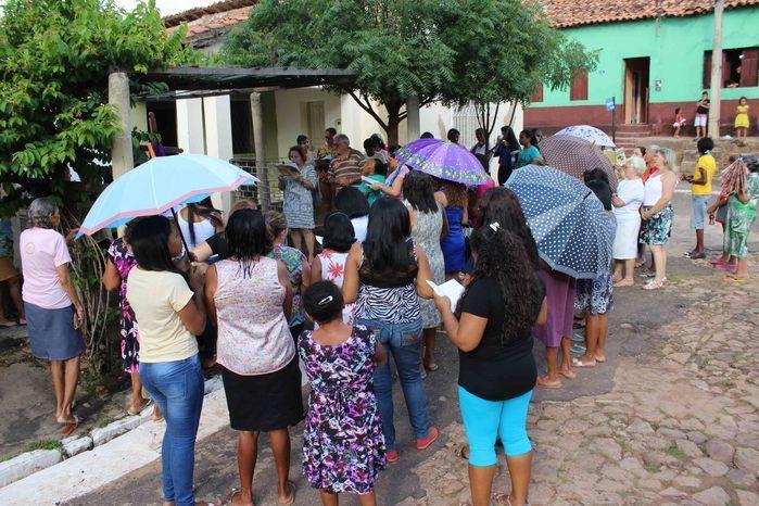 Procissão leva fiéis às ruas de Francinópolis - Imagem 16