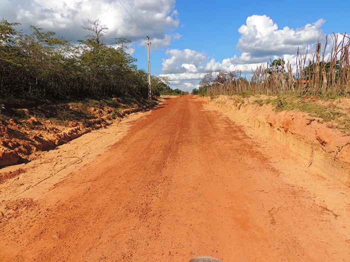 Município intensifica recuperação de estradas vicinais  - Imagem 22