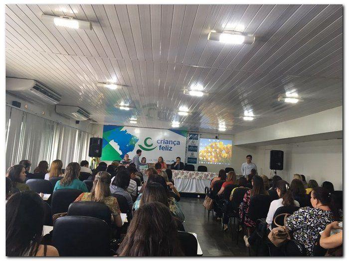 Secretária de assistência social de Inhuma participa de encontro  - Imagem 4