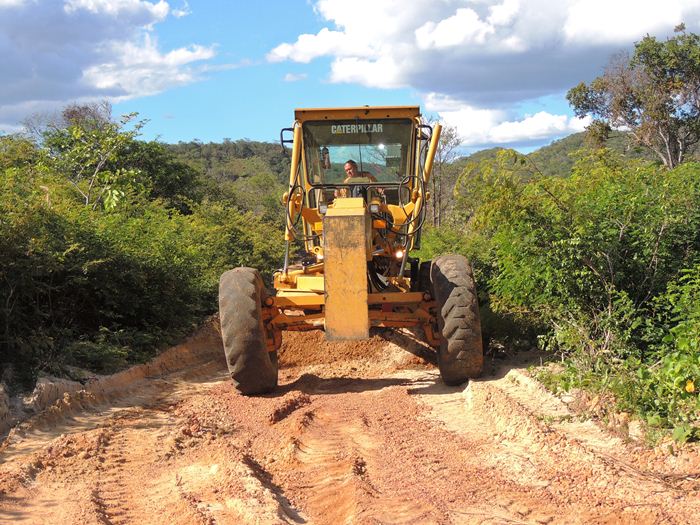Município intensifica recuperação de estradas vicinais  - Imagem 49