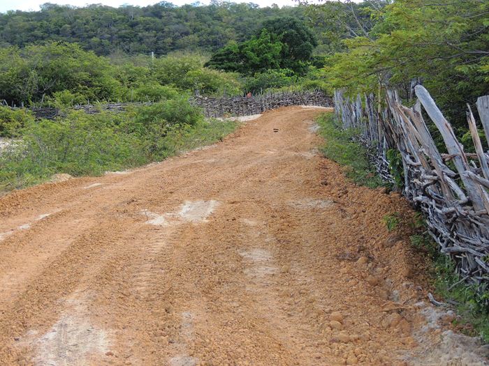 Município intensifica recuperação de estradas vicinais  - Imagem 39