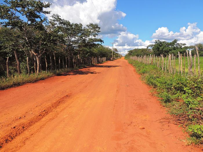 Município intensifica recuperação de estradas vicinais  - Imagem 20