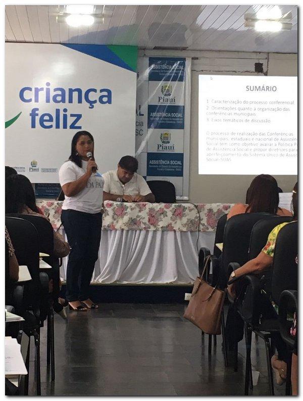 Secretária de assistência social de Inhuma participa de encontro  - Imagem 3