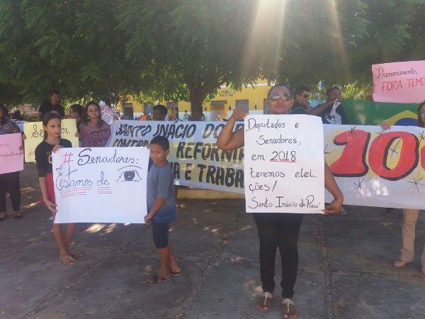 Em Santo Inácio categorias vão às ruas contra reformas do governo - Imagem 5