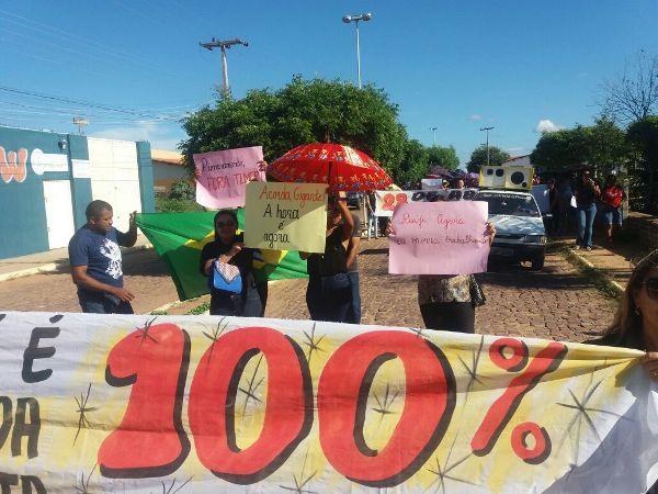 Em Santo Inácio categorias vão às ruas contra reformas do governo - Imagem 3