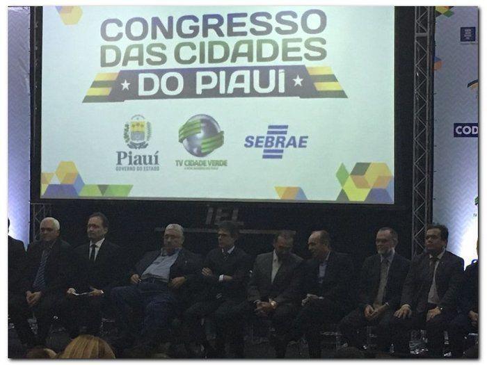 Prefeito de Inhuma participa do Congresso das Cidades do Piauí - Imagem 1