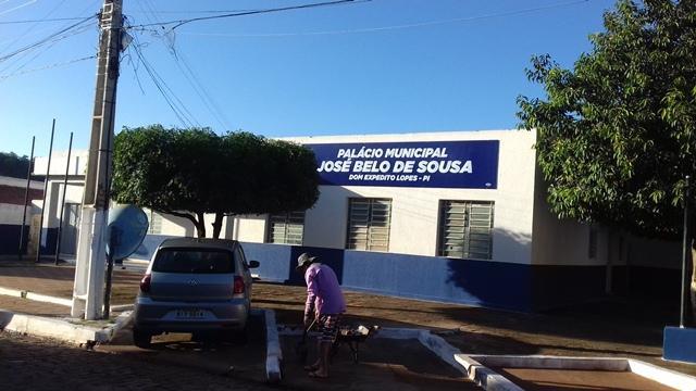 Dom Expedito Lopes comemorou os 53 anos de emancipação. - Imagem 290