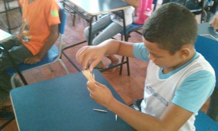 Alunos do 5º ano Participam de aula prática sobre figuras Geométric - Imagem 9