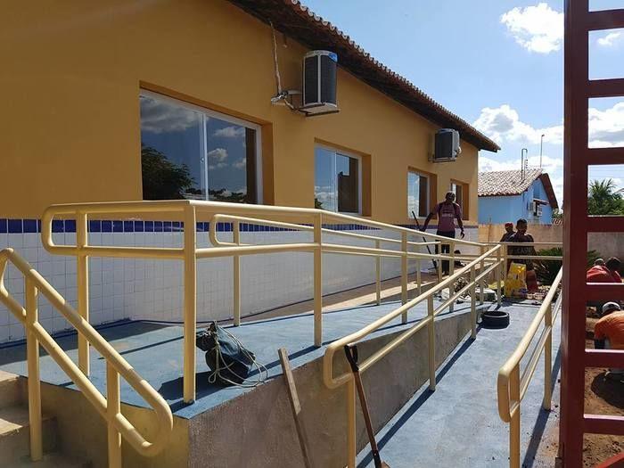 Prefeito visita obra de escola - Imagem 1