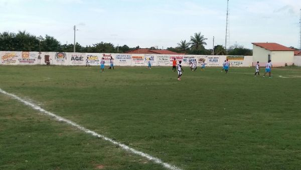 Laércio faz três gols e classifica Varjota para a final - Imagem 5