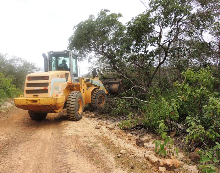 Município inicia recuperação de estrada na zona rural  - Imagem 21