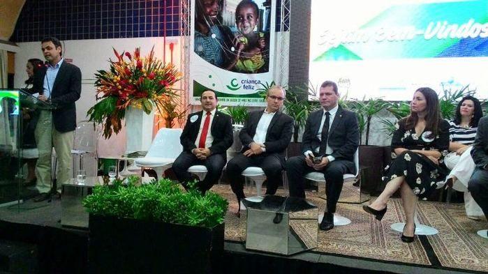 Município participa do lançamento do Programa Criança Feliz - Imagem 8