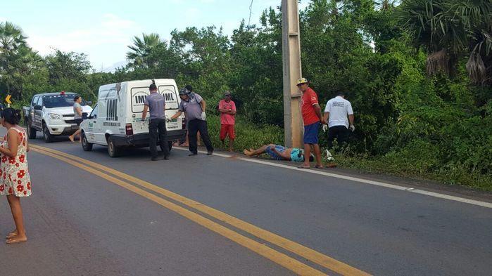 Motociclista morre ao passar reto em curva na BR-402 em Parnaíba (Crédito: Kairo Amaral)