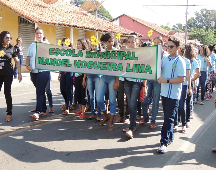 caminhada com alunos reforça o Dia de Combate a Exploração sexual  - Imagem 7