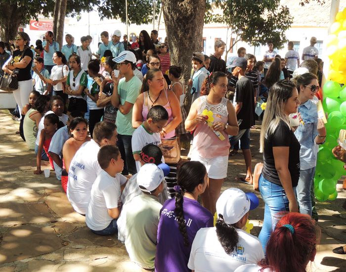 caminhada com alunos reforça o Dia de Combate a Exploração sexual  - Imagem 17