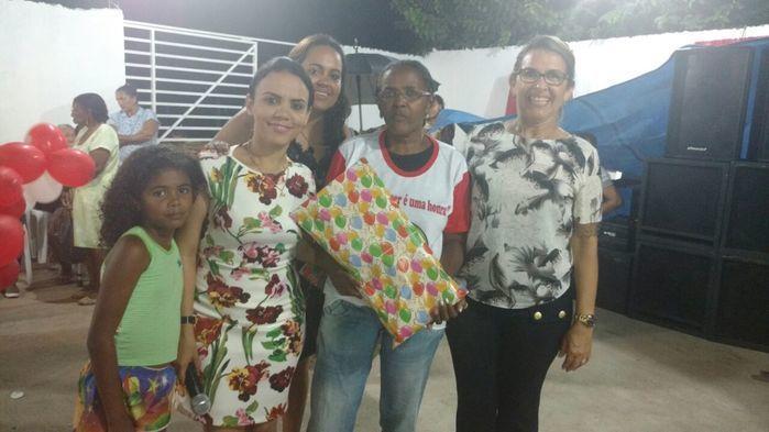 CRAS Comemora o Dia das Mães Com Famílias Beneficiadas - Imagem 4