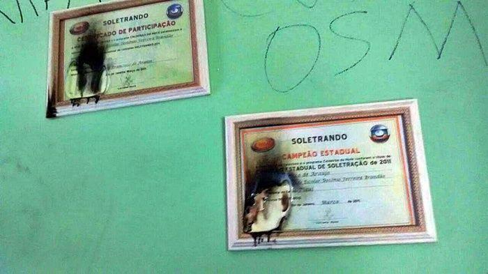 Troféus da OBMEP e do Soletrando são queimados em Cocal dos Alves - Imagem 1