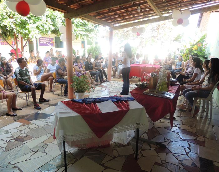 Creche Anexo Tia Alice realiza festa em comemoração ao Dia das Mães - Imagem 37
