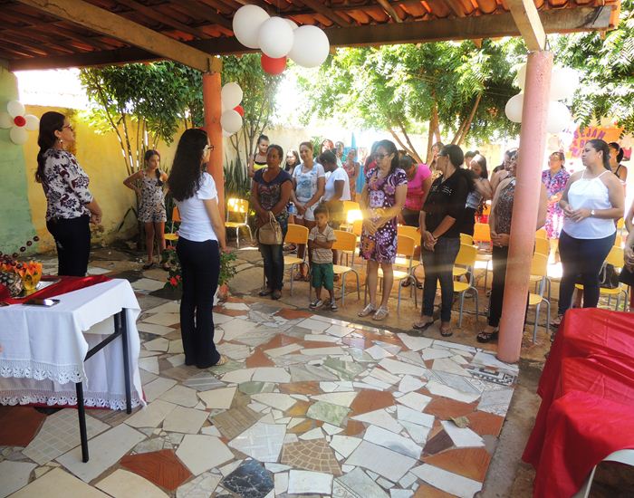 Creche Anexo Tia Alice realiza festa em comemoração ao Dia das Mães - Imagem 32
