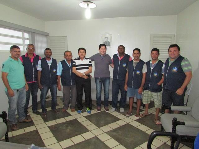 Prefeito Dr.Zé Maria Realiza Entrega de Coletes aos Vigilantes - Imagem 21