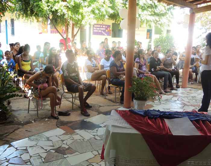 Creche Anexo Tia Alice realiza festa em comemoração ao Dia das Mães - Imagem 34