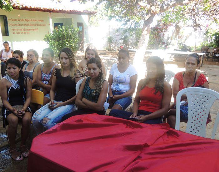 Creche Anexo Tia Alice realiza festa em comemoração ao Dia das Mães - Imagem 23