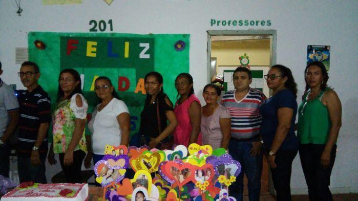 Escolas realizam festa em comemoração ao Dia das Mães - Imagem 33