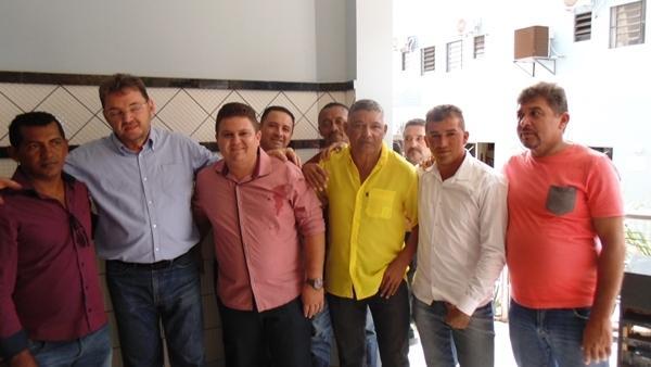 Prefeito de Santo Inácio e comitiva participam de evento do PSB  - Imagem 3