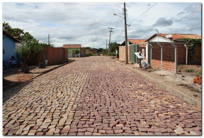 Prefeitura de Inhuma realiza pavimentação no Bairro Sossego - Imagem 2