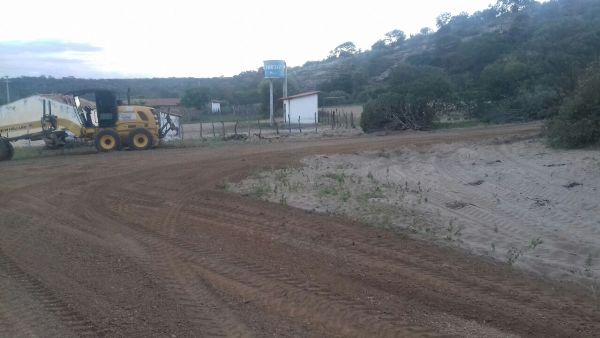 Prefeitura inicia trabalho de recuperação em estradas vicinais  - Imagem 20