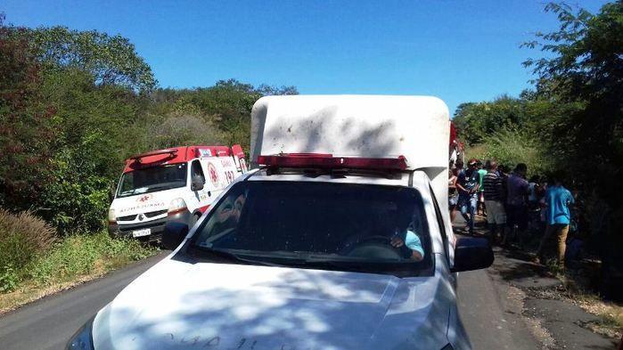 Acidente grave com ônibus de passageiros: Vítimas fatais na BR-135 - Imagem 4