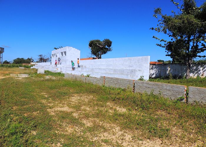 Prefeito Alvimar acompanha equipe da FUNDESPI em visita ao estádio - Imagem 12