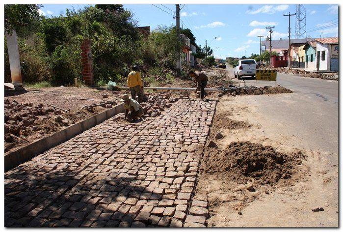Prefeitura de Inhuma realiza obras na Avenida Duque de Caxias - Imagem 11