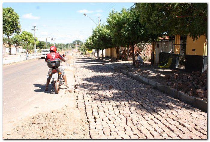 Prefeitura de Inhuma realiza obras na Avenida Duque de Caxias - Imagem 9