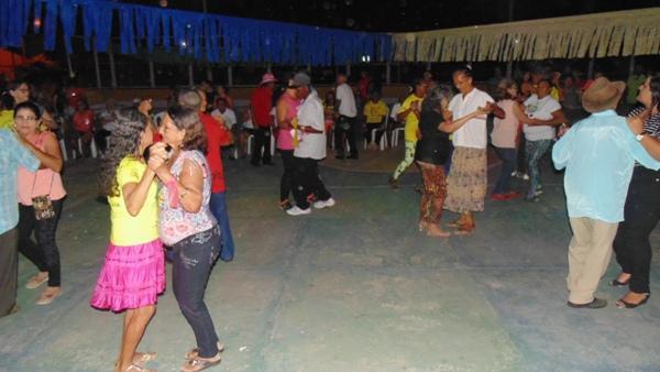 Grupo da melhor idade de Oeiras e Santo Inácio realiza caminhada - Imagem 75