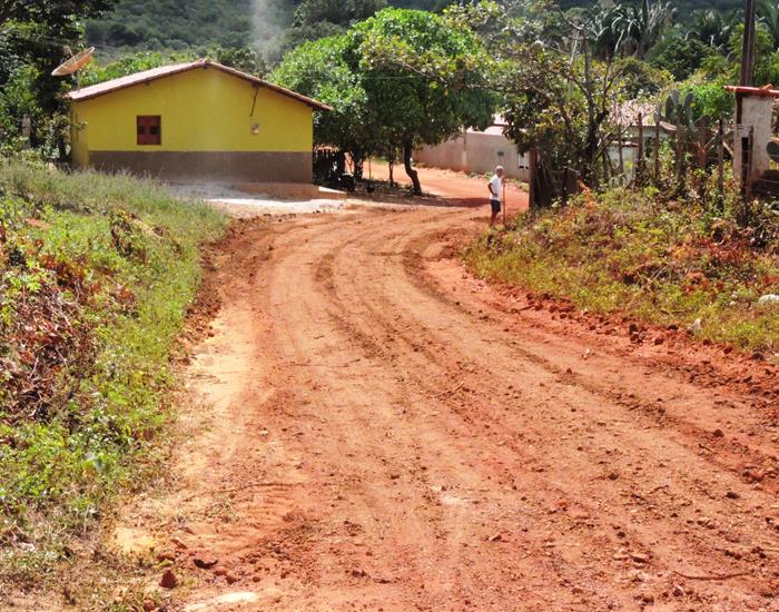 Município recupera estrada que liga Bairro Santa Fé ao Buritizinho - Imagem 6
