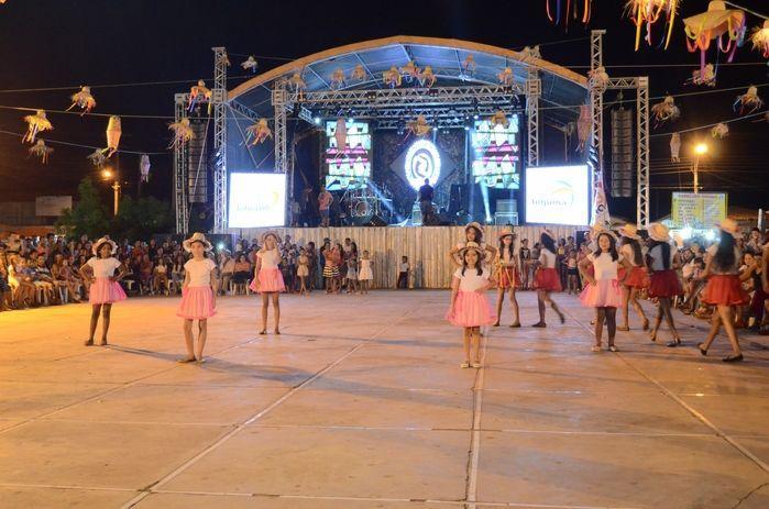 Educação Municipal realiza a quarta noite de atividades ao 63º - Imagem 16