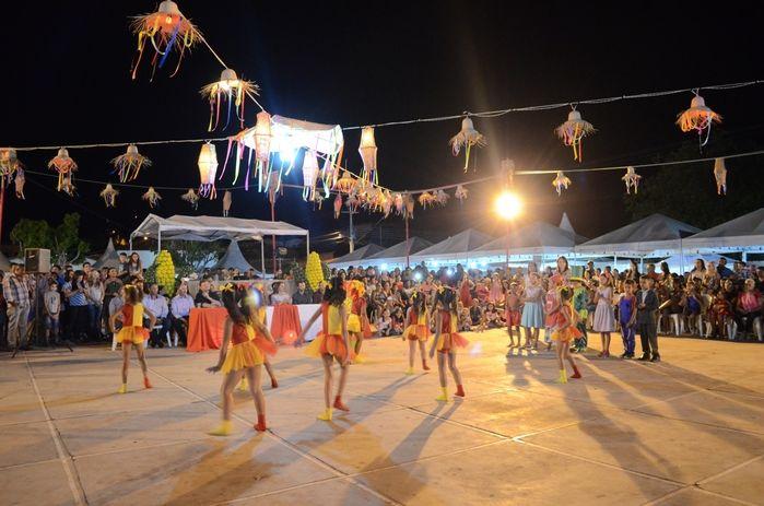 Educação Municipal realiza a quarta noite de atividades ao 63º - Imagem 13