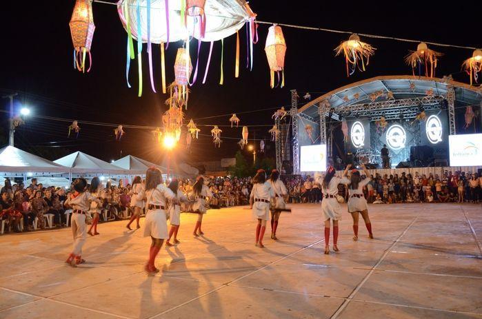 Educação Municipal realiza a quarta noite de atividades ao 63º - Imagem 47