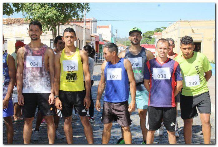 Comunidade inhumense comemora o aniversário da Cidade - Imagem 84