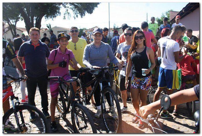 Comunidade inhumense comemora o aniversário da Cidade - Imagem 63