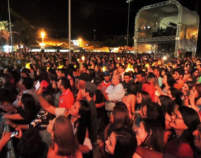 Público faz artistas se empolgarem pelo carisma nos shows  - Imagem 15