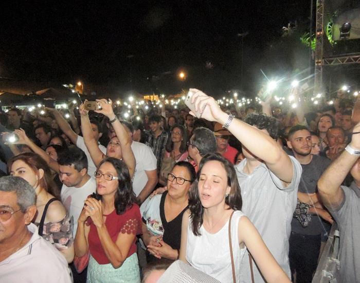 Público faz artistas se empolgarem pelo carisma nos shows  - Imagem 28